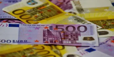 Altının gram fiyatı 6 bin 214 lira seviyesinde işlem görüyor